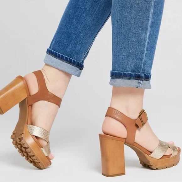 NWT Crown Vintage Julia Wood Block Heel Platform Sandal Women’s SZ 6.5 G… - Picture 2 of 9